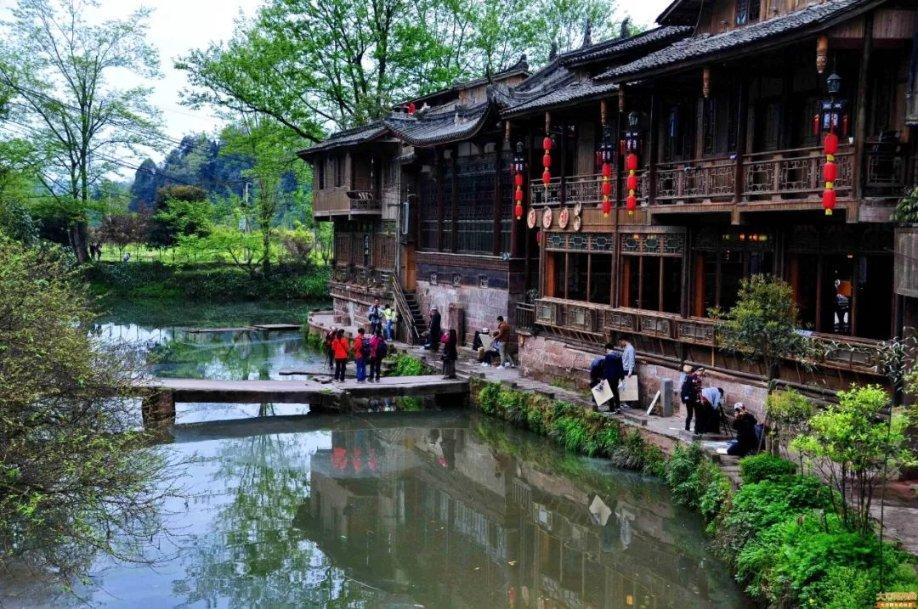 这个楼道,真“哇塞”!